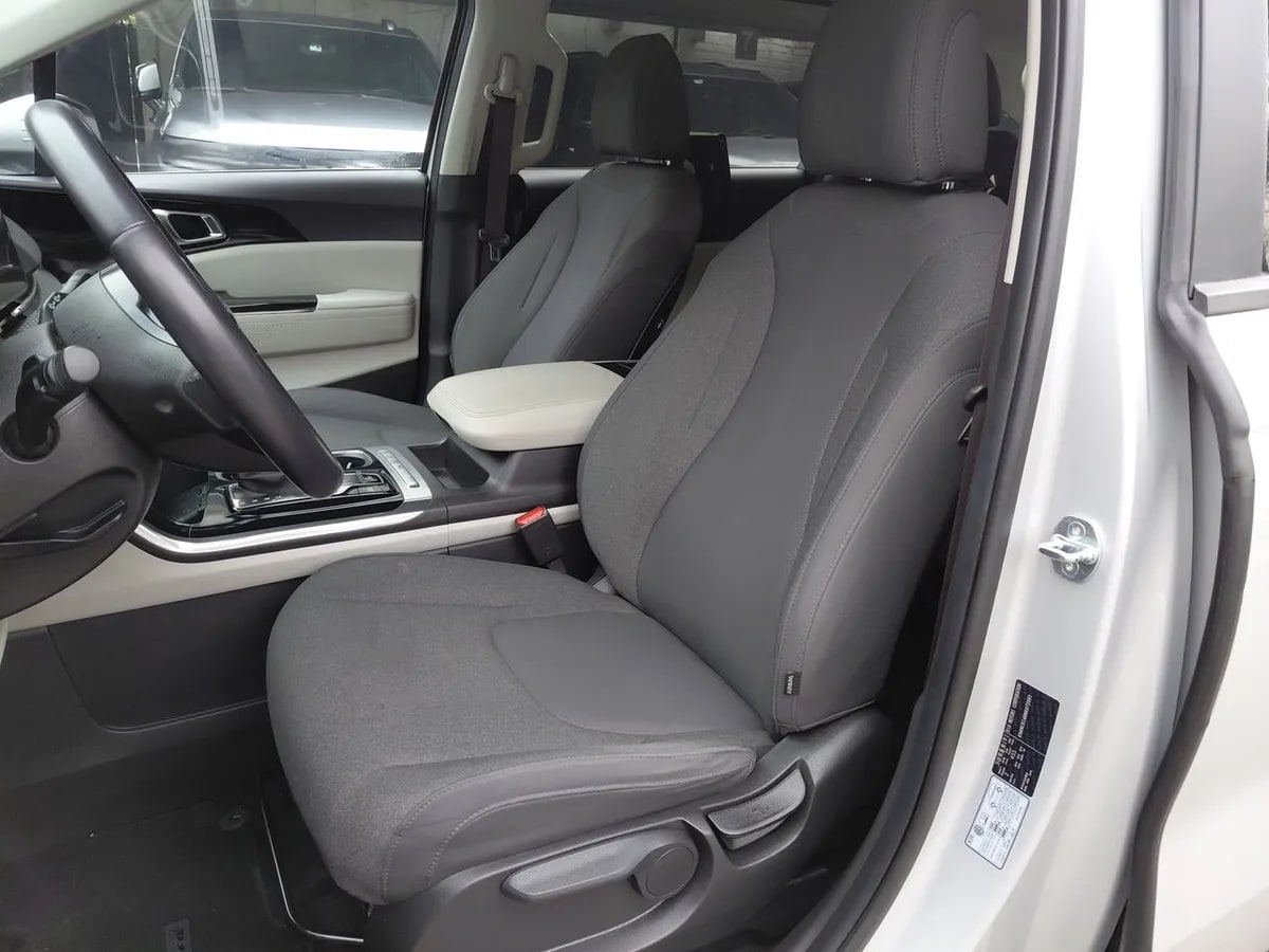 Kia Carnival 3.5 Ex 4x2 8at 5p año 2021