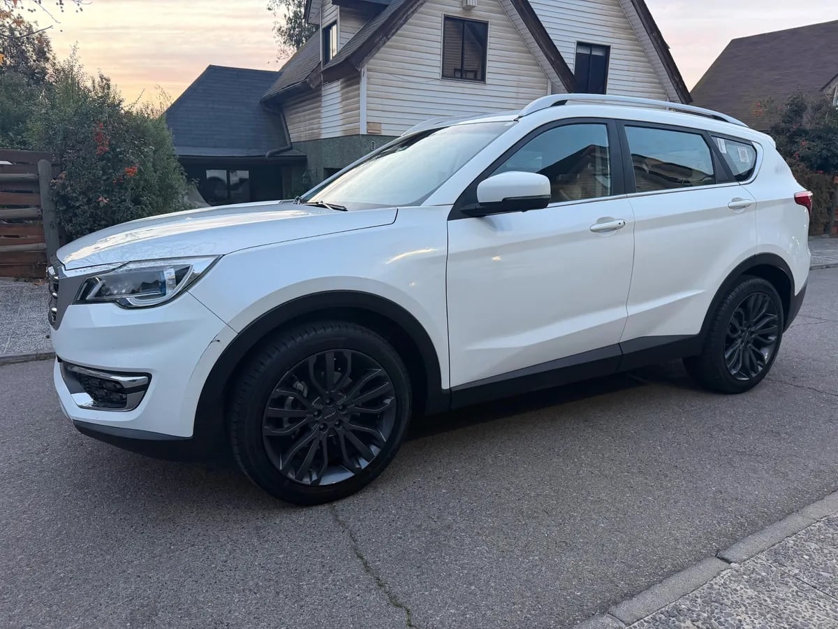 JETOUR X70 1.5 Gls Mt año 2022