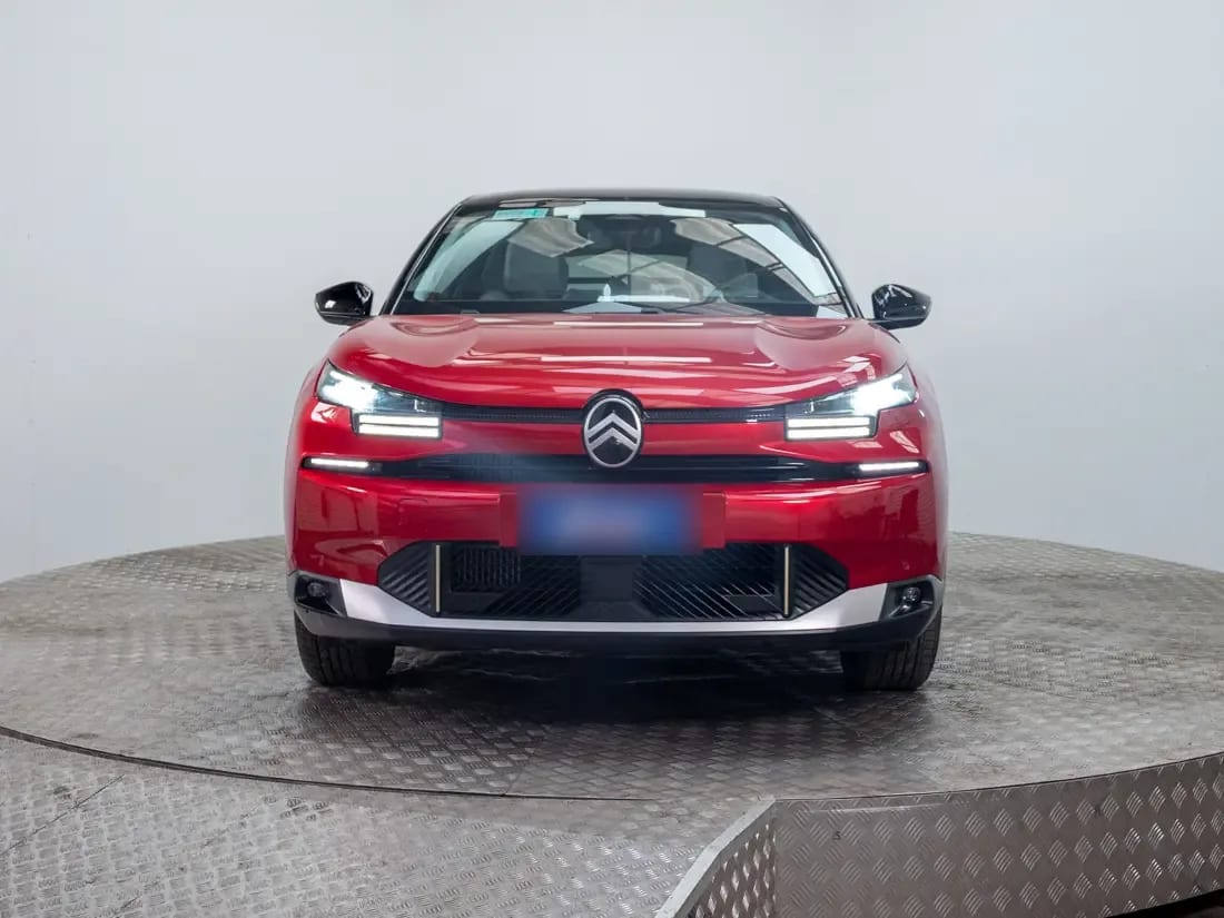 Citroen C4 C4 Max Hybrid 136hp At año 2025