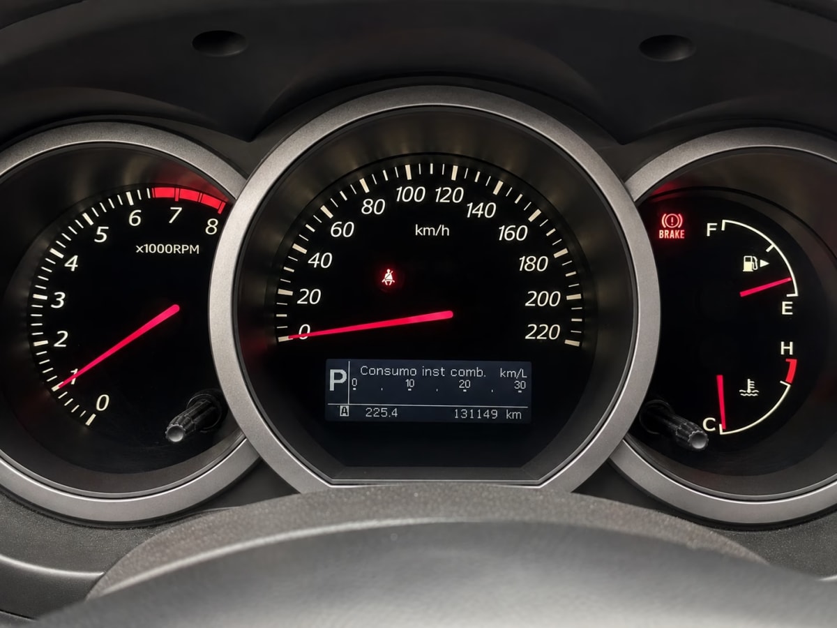 Suzuki Grand Nomade Glx año 2014