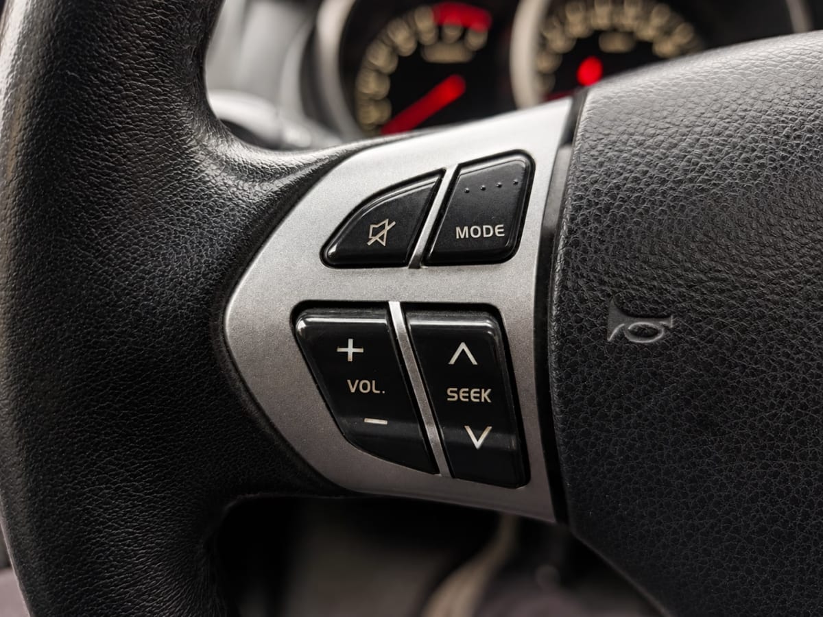 Suzuki Grand Nomade Glx año 2014