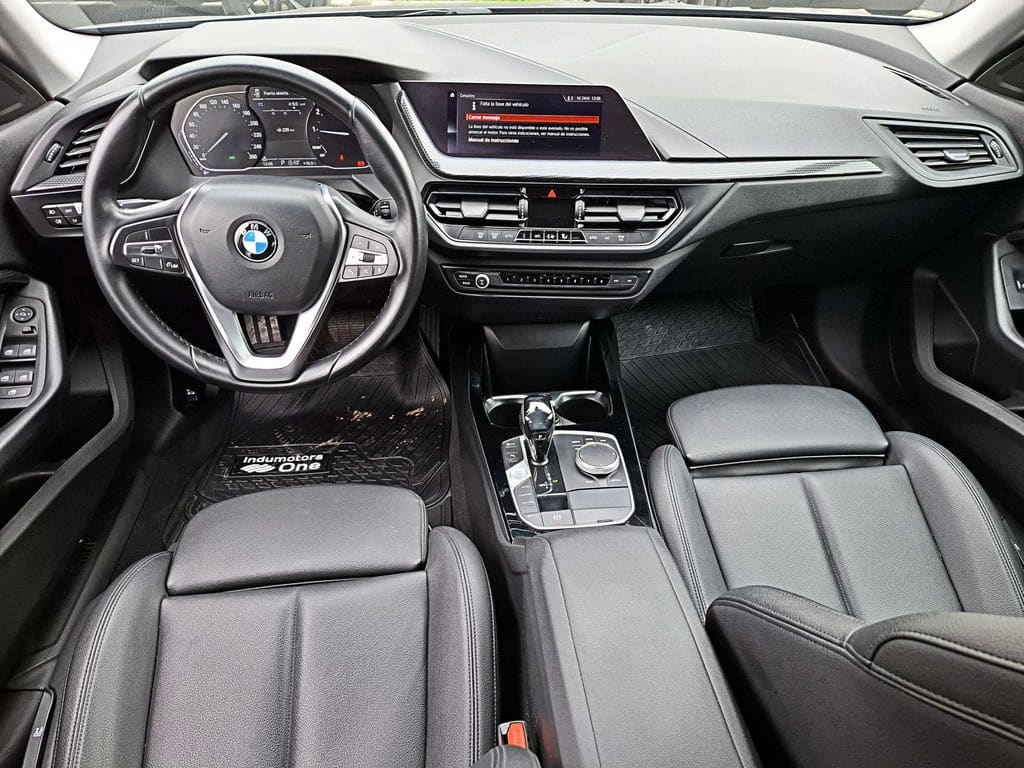 BMW 218 At año 2021