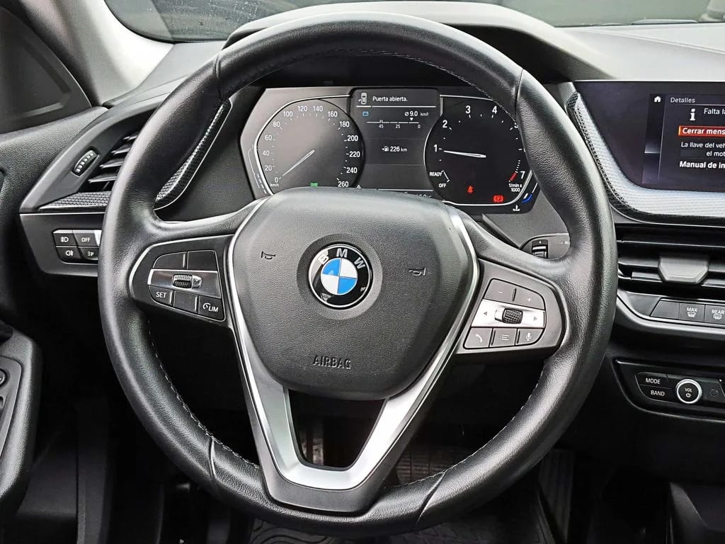 BMW 218 At año 2021