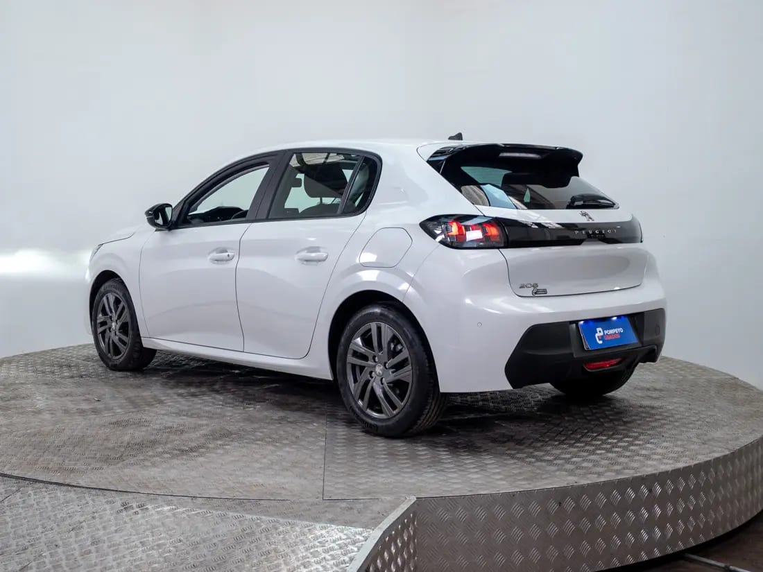 Peugeot 208 208 1.2 Active Pack Puretech 100 At año 2022