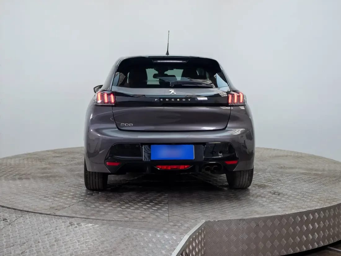 Peugeot 208 208 1.2 Allure Pack Puretech 130 At año 2022