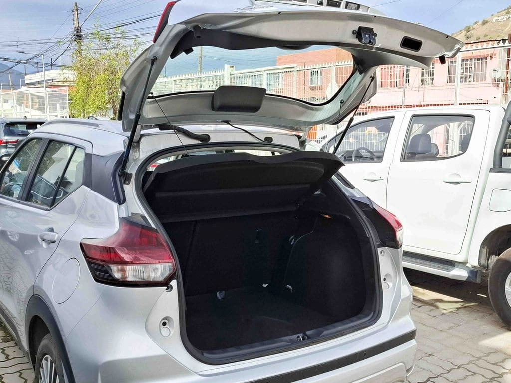 Nissan Kicks 1.6 Exclusive 4x2 Cvt At 5p año 2022