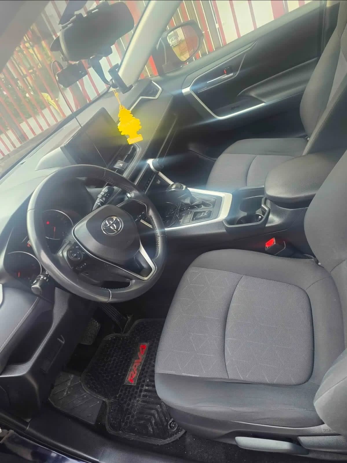TOYOTA RAV4 2.0 Le At año 2020