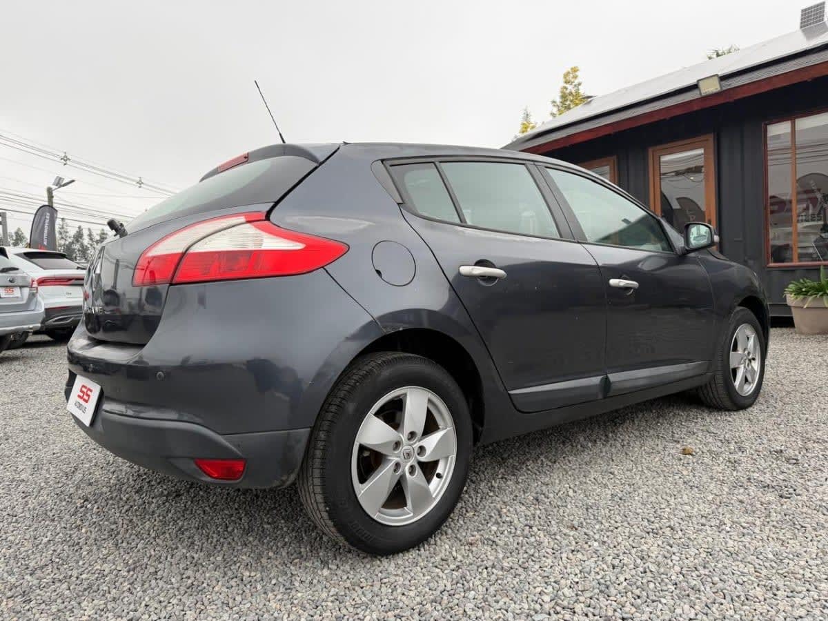 Renault Megane Iii 2.0 Mt6 año 2012