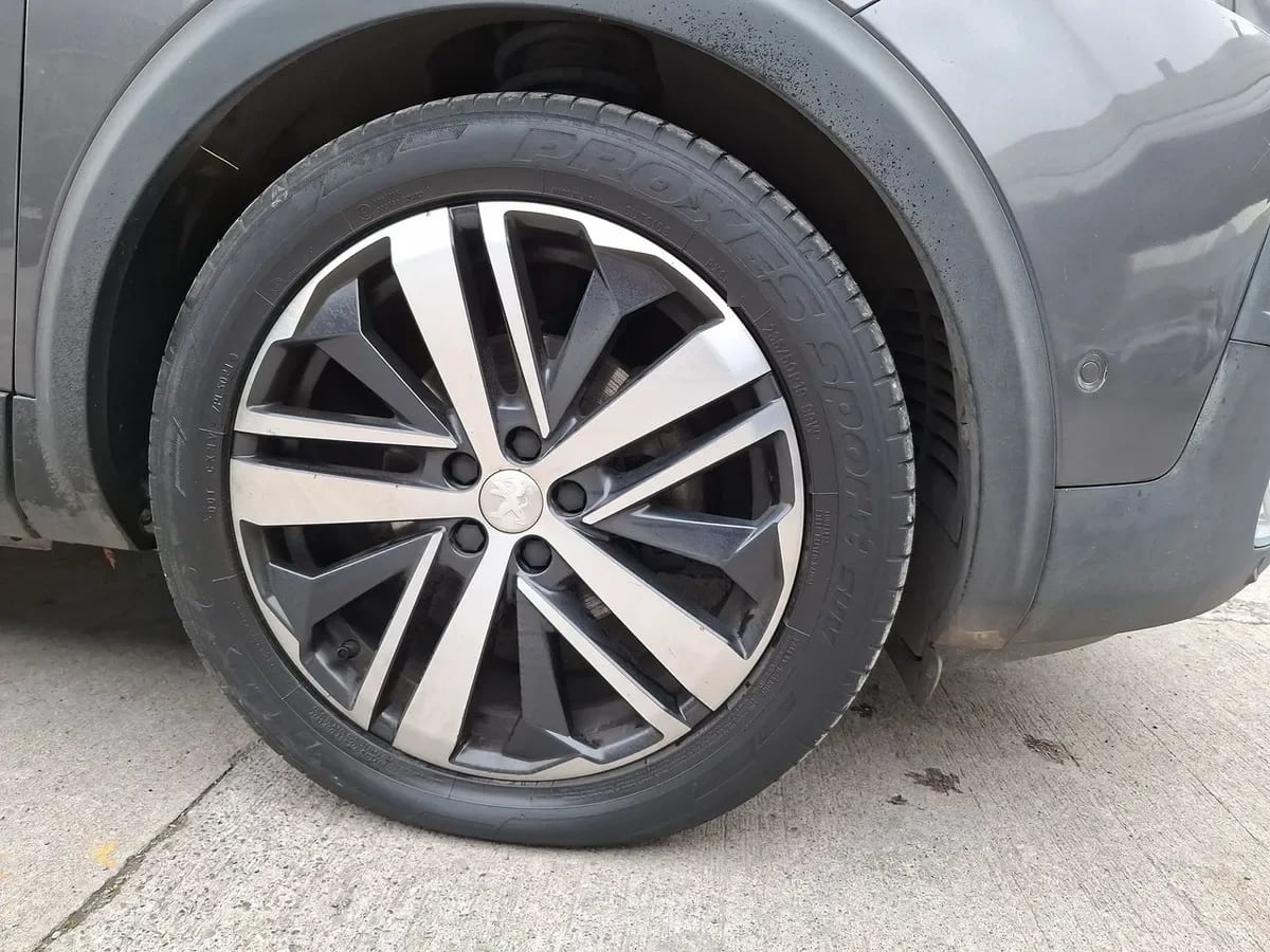 Peugeot 5008 2.0 Gt Bluehdi 180 Eat8 5p año 2020