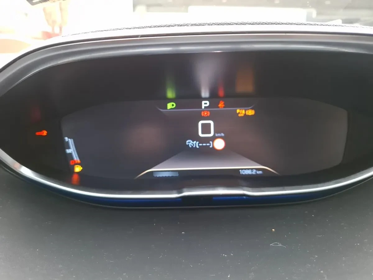 Peugeot 5008 2.0 Gt Bluehdi 180 Eat8 5p año 2020
