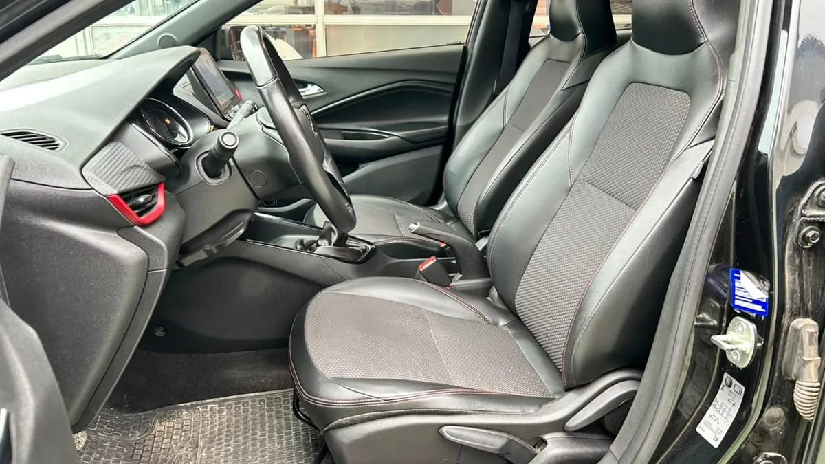 Chevrolet Onix Turbo Hb Rs 1.0 Mt año 2023