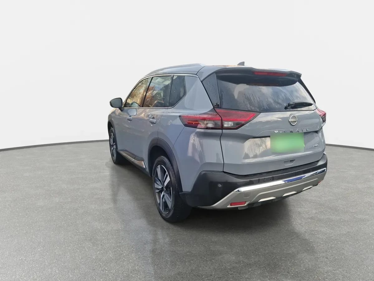 Nissan X-Trail 2.5 Exclusive 4x4 3row Cvt At 5p año 2024