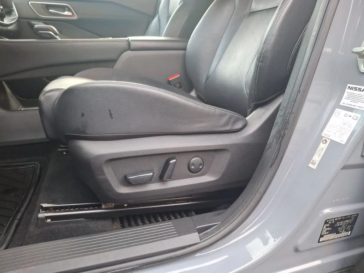 Nissan X-Trail 2.5 Exclusive 4x4 3row Cvt At 5p año 2024