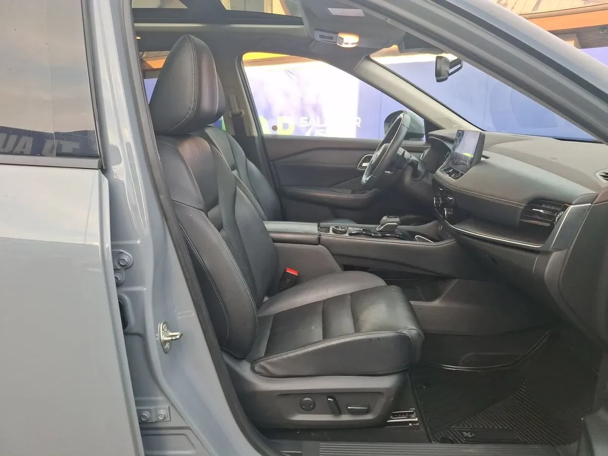 Nissan X-Trail 2.5 Exclusive 4x4 3row Cvt At 5p año 2024