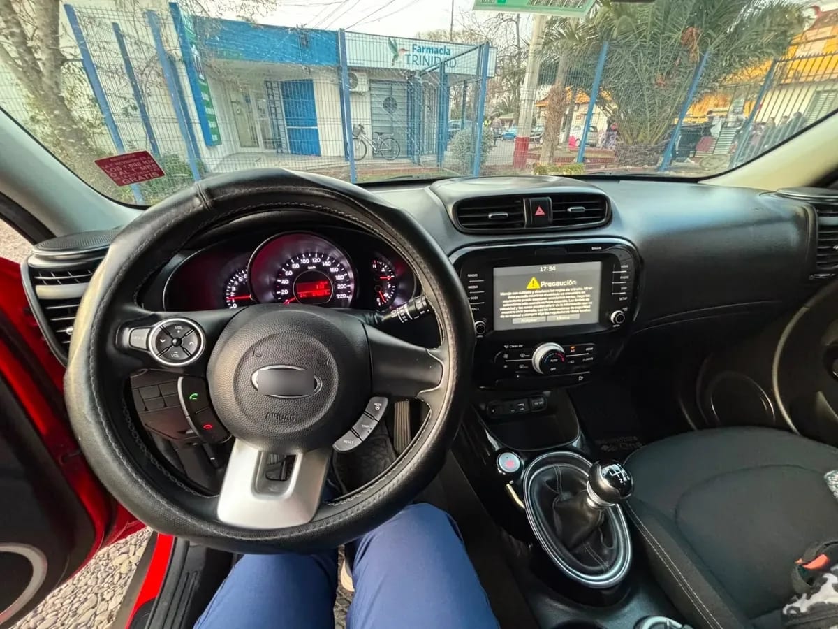 Kia Soul Soul Ex 1.6 Gsl 6mt Special Pack año 2019