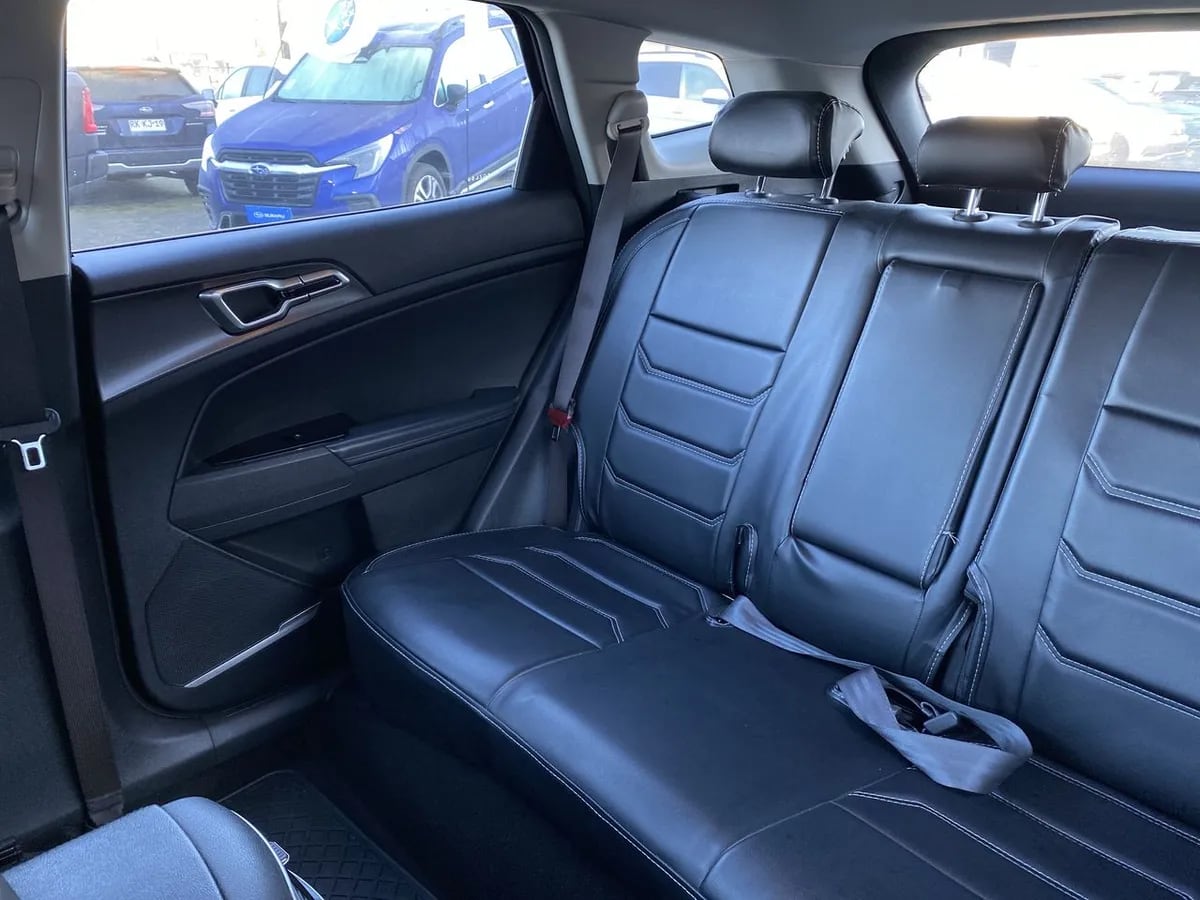 Kia Sportage 2.0 Ex Benc Awd 6at 5p año 2023