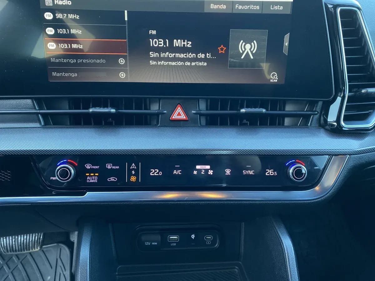 Kia Sportage 2.0 Ex Benc Awd 6at 5p año 2023