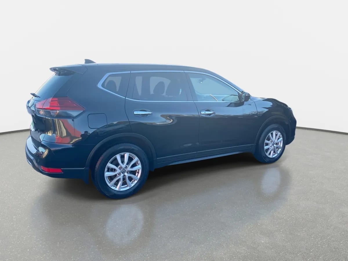 Nissan X-Trail 2.5 Sense 4x2 3row Cvt At 5p año 2023
