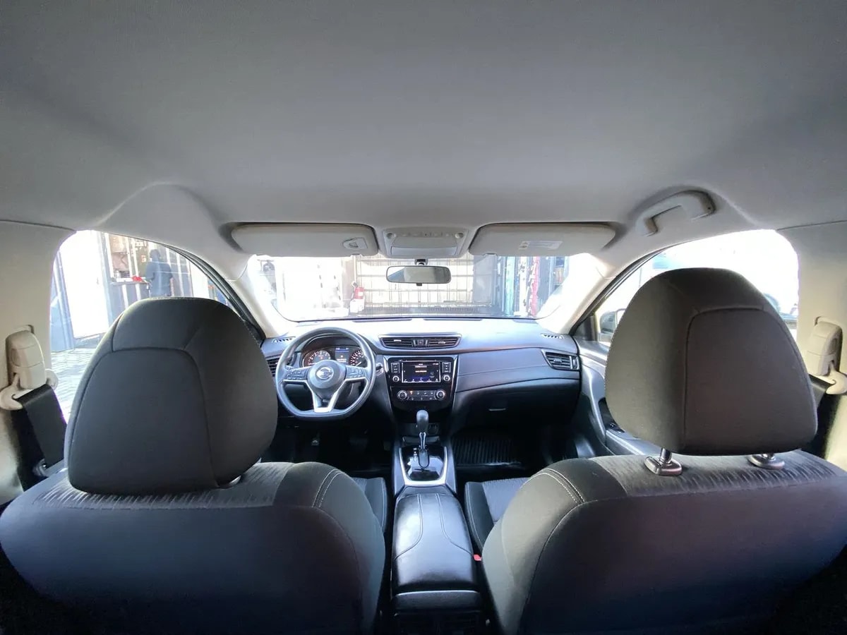 Nissan X-Trail 2.5 Sense 4x2 3row Cvt At 5p año 2023