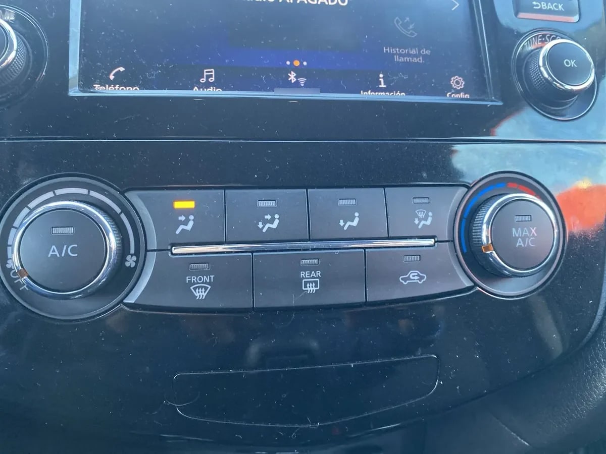 Nissan X-Trail 2.5 Sense 4x2 3row Cvt At 5p año 2023