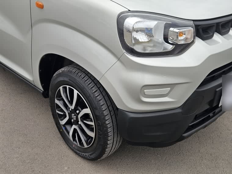Suzuki S-Presso 1.0 Glx Ac Mt año 2025