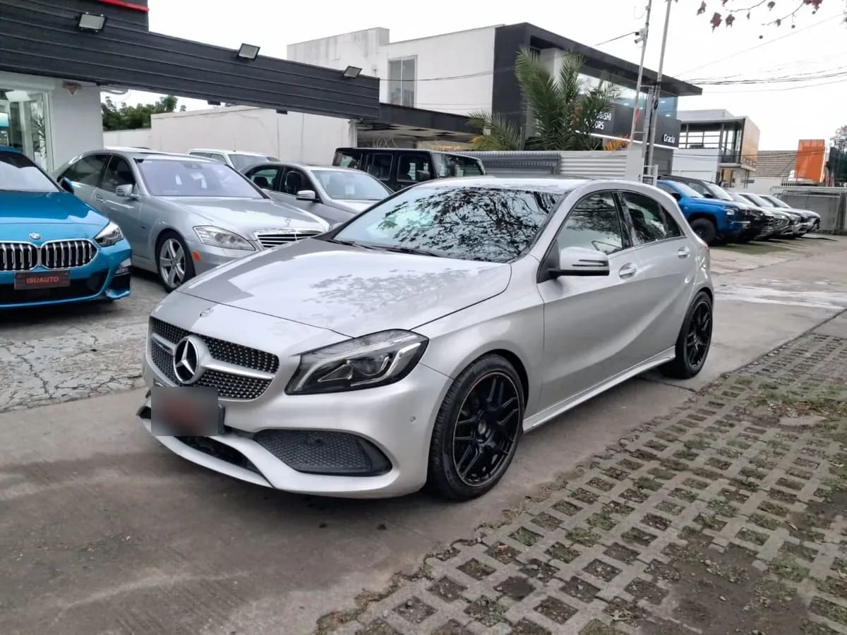MERCEDES BENZ A200 2.1 D At Diesel año 2016