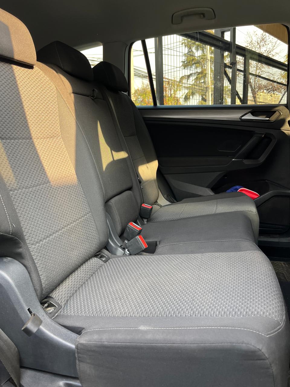 Volkswagen Tiguan 2.0 Tdi Dsg Comfortline 7a 4motion año 2019