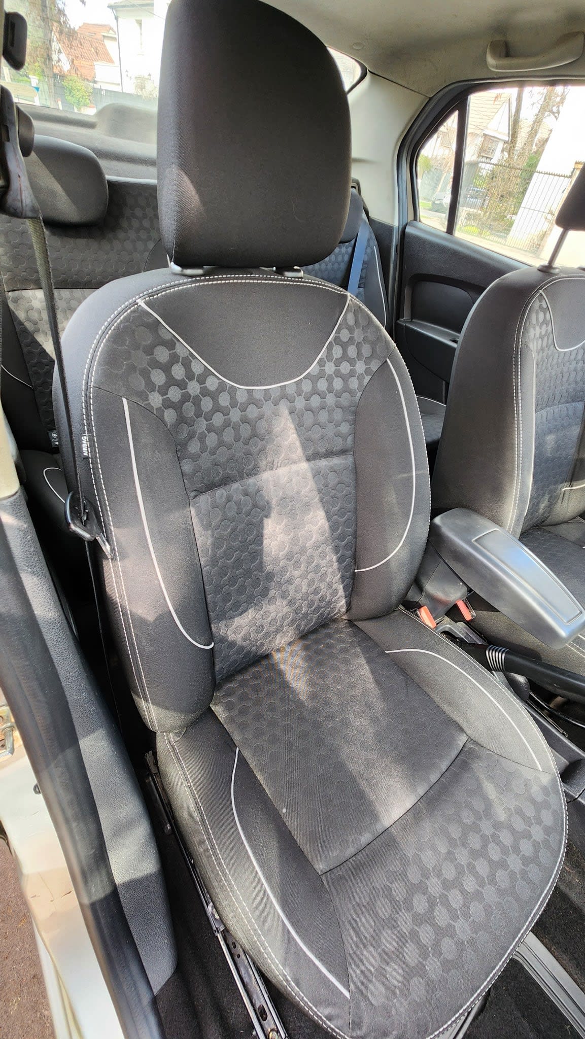 Renault Symbol 1.6 Privilege Mt año 2014