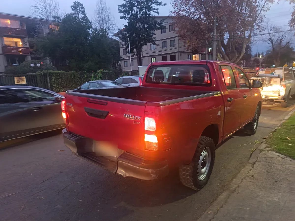 Toyota Hilux 2.4 4×4 Mt Sr Diesel año 2020