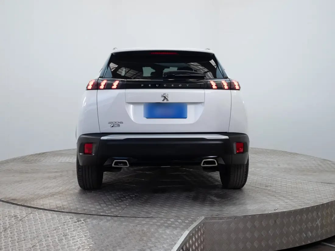 Peugeot 2008 2008 1.2 Allure Pack Puretech 130 At año 2023