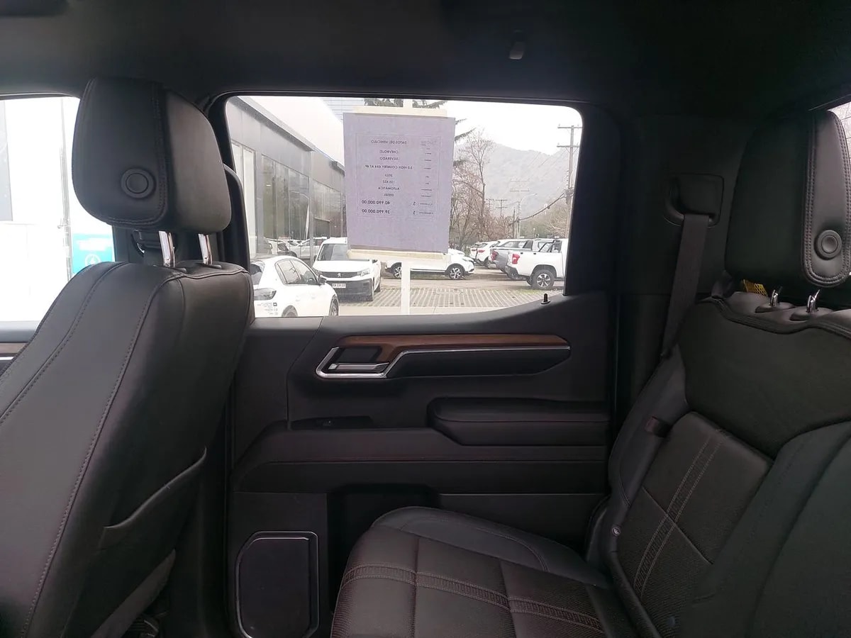 Chevrolet Silverado 3.0 High Country 4x4 At 4p año 2023