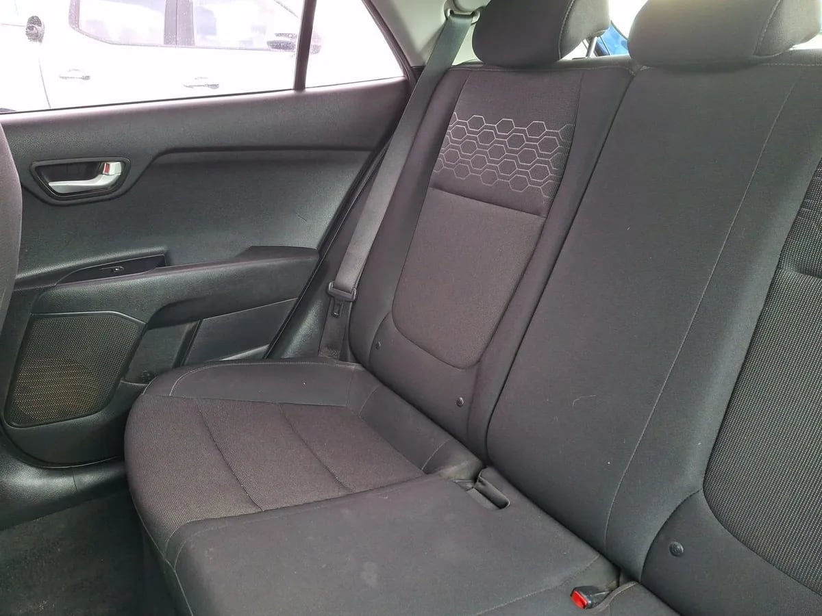 Kia Rio 5 1.4 Ex 4x2 Ac Ci 6mt 5p año 2021