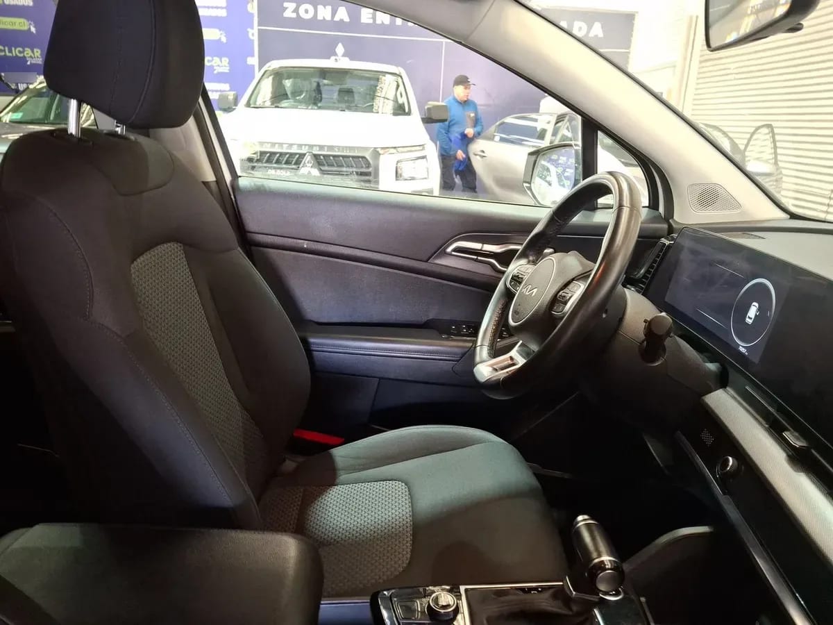 Kia Sportage 2.0 Ex Dies 2wd 8at 5p año 2023