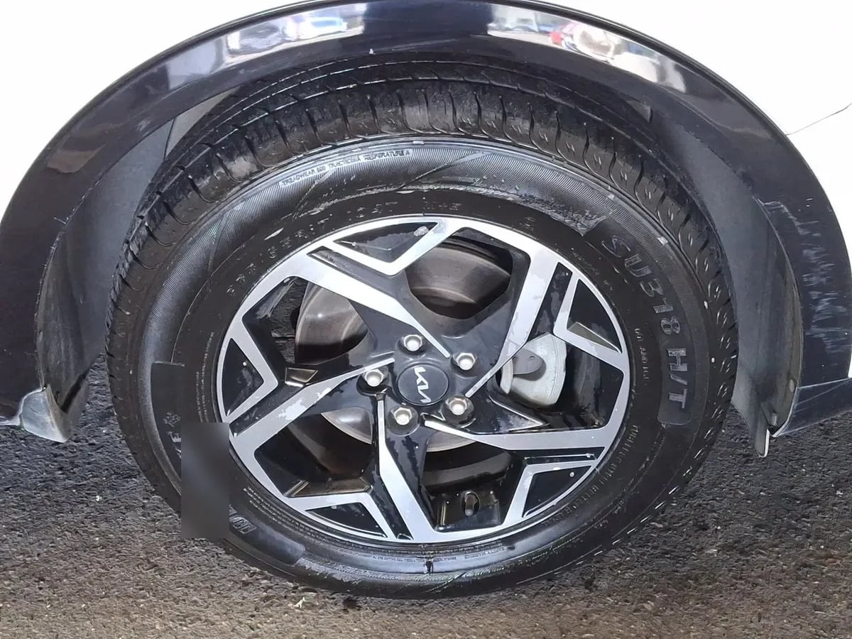 Kia Sportage 2.0 Ex Dies 2wd 8at 5p año 2023