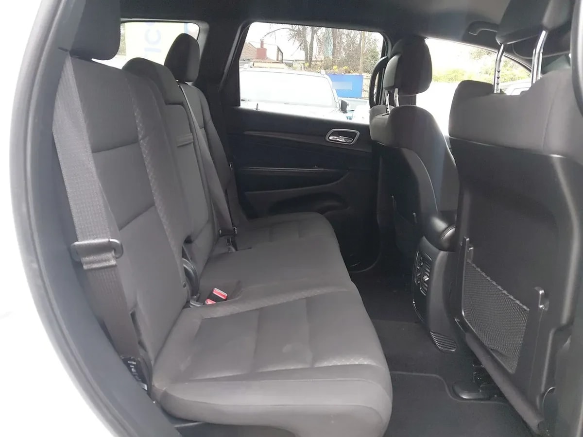 Jeep Grand Cherokee 3.6 Laredo 4x2 At 5p año 2019