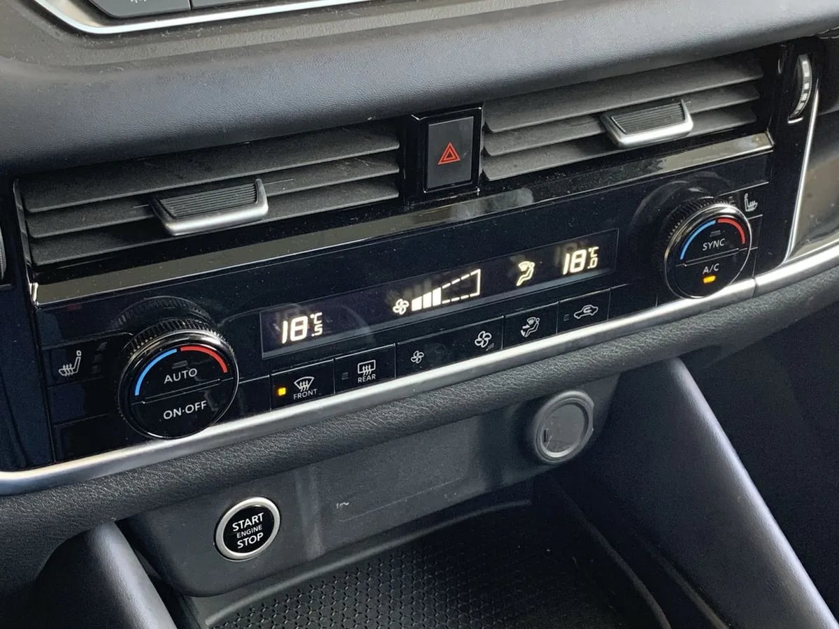Nissan Qashqai 1.3t Advance 2wd Cvt At 5p año 2025