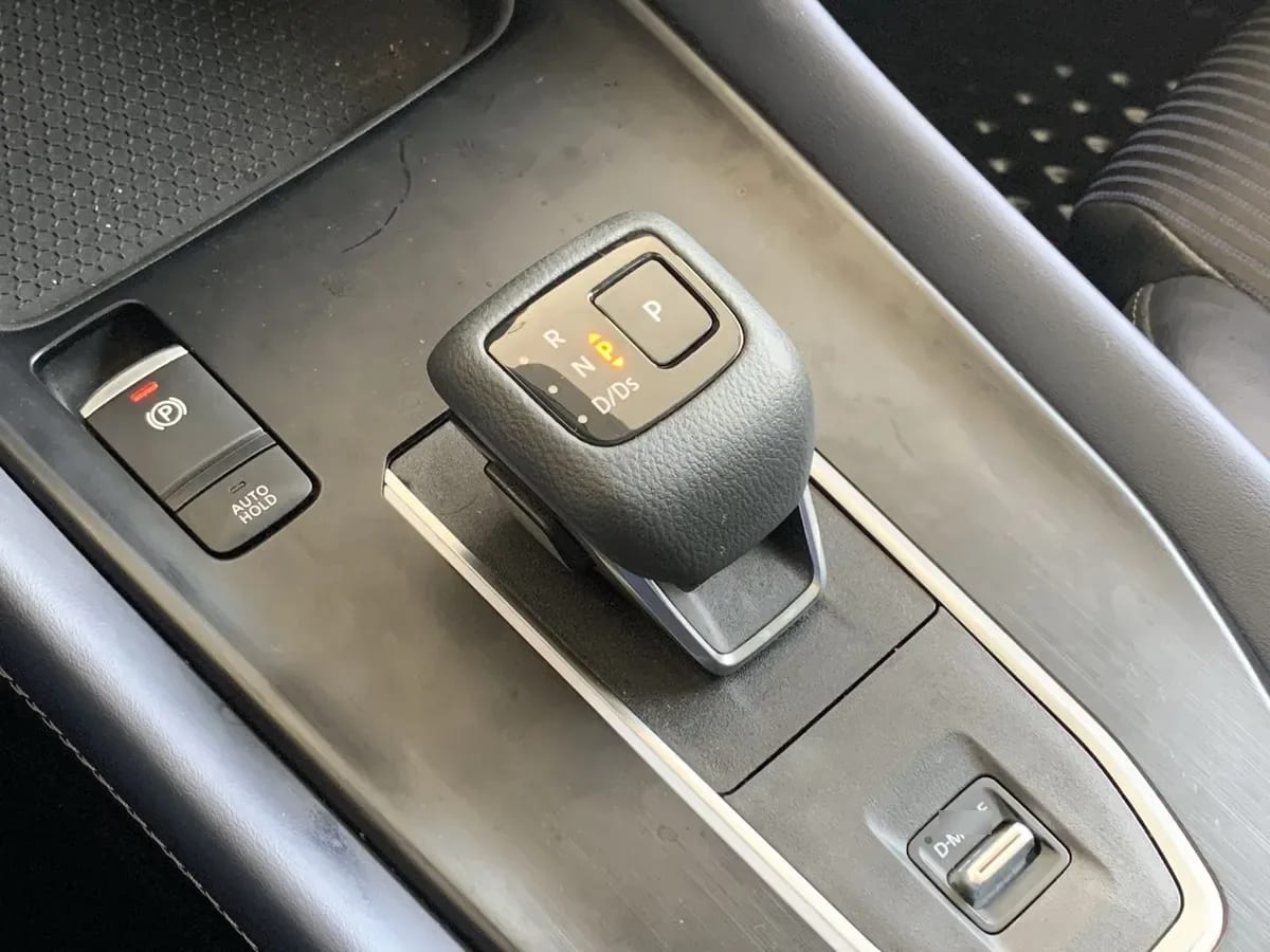 Nissan Qashqai 1.3t Advance 2wd Cvt At 5p año 2025