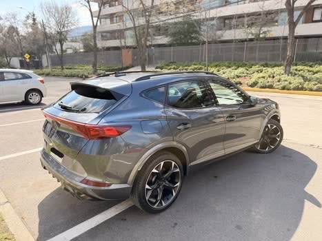 CUPRA FORMENTOR 2.0 Tsi 310 Hp 4drive Mid Leather At 4x4 año 2023