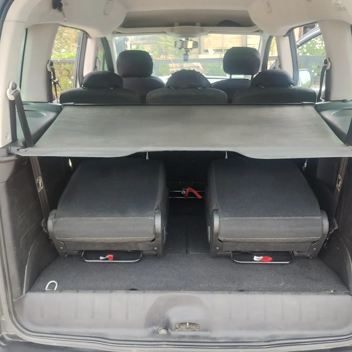 PEUGEOT TEPEE 1.6 Mi-Vie Allure Hdi 92hp 7p Mt Diesel año 2017