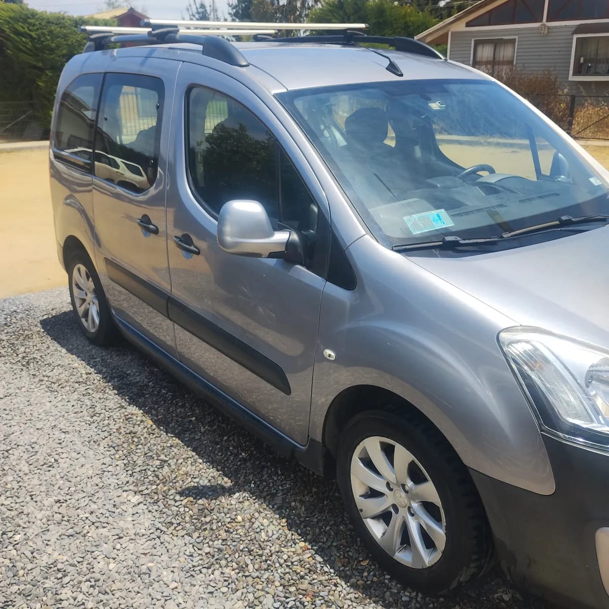 PEUGEOT TEPEE 1.6 Mi-Vie Allure Hdi 92hp 7p Mt Diesel año 2017