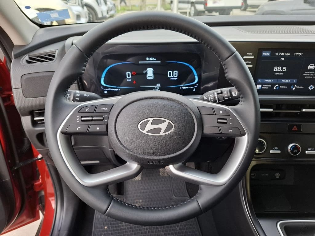 Hyundai Creta 1.5 Plus Su2i 4x2 Mt 5p año 2026