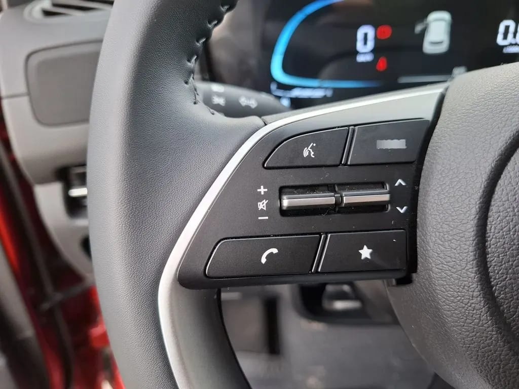 Hyundai Creta 1.5 Plus Su2i 4x2 Mt 5p año 2026