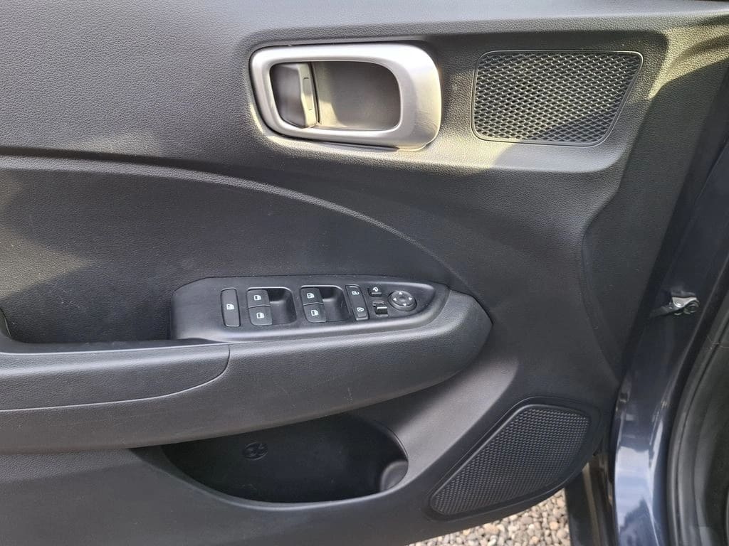 Hyundai Venue 1.6 Qx Value 4x2 Mt 5p año 2022