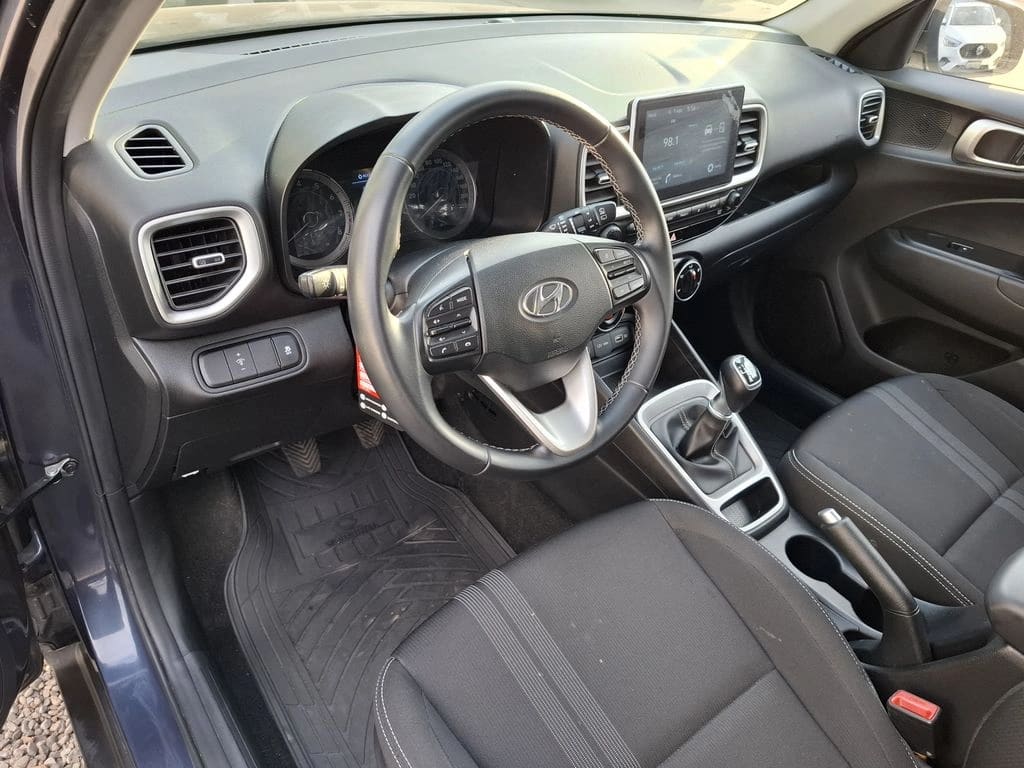 Hyundai Venue 1.6 Qx Value 4x2 Mt 5p año 2022