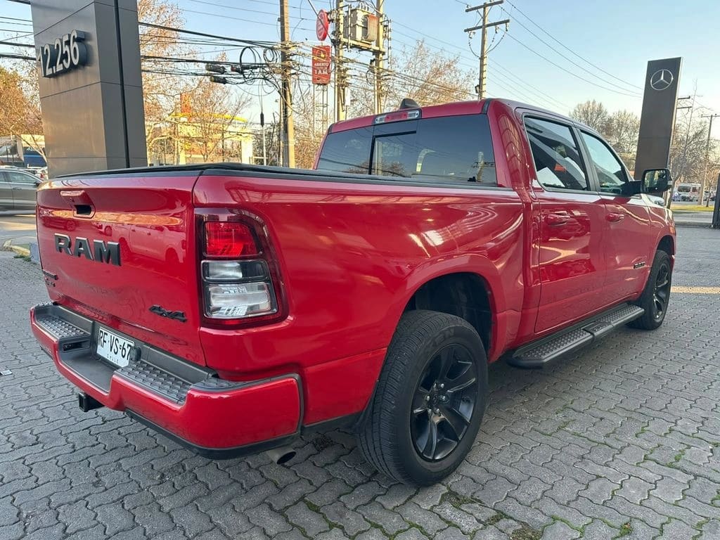 Ram 1500 Big Horn Crew Cab 4x4 3.6 Aut año 2022