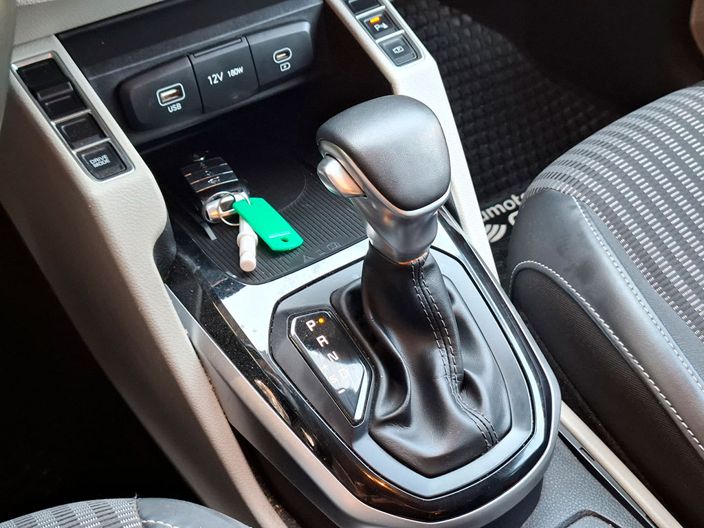 Kia Carens 1.4 Ex 7dct Turbo-Gdi Full 7p año 2024