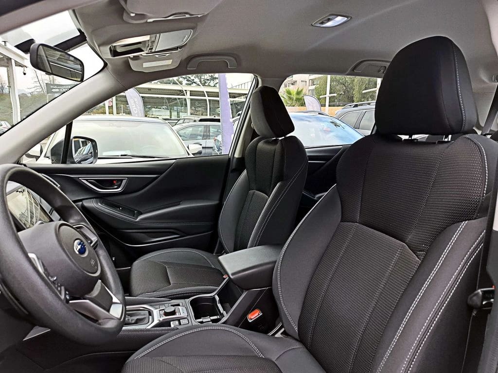 Subaru Forester 2.5 Dynamic Eyesight At 4x4 año 2025