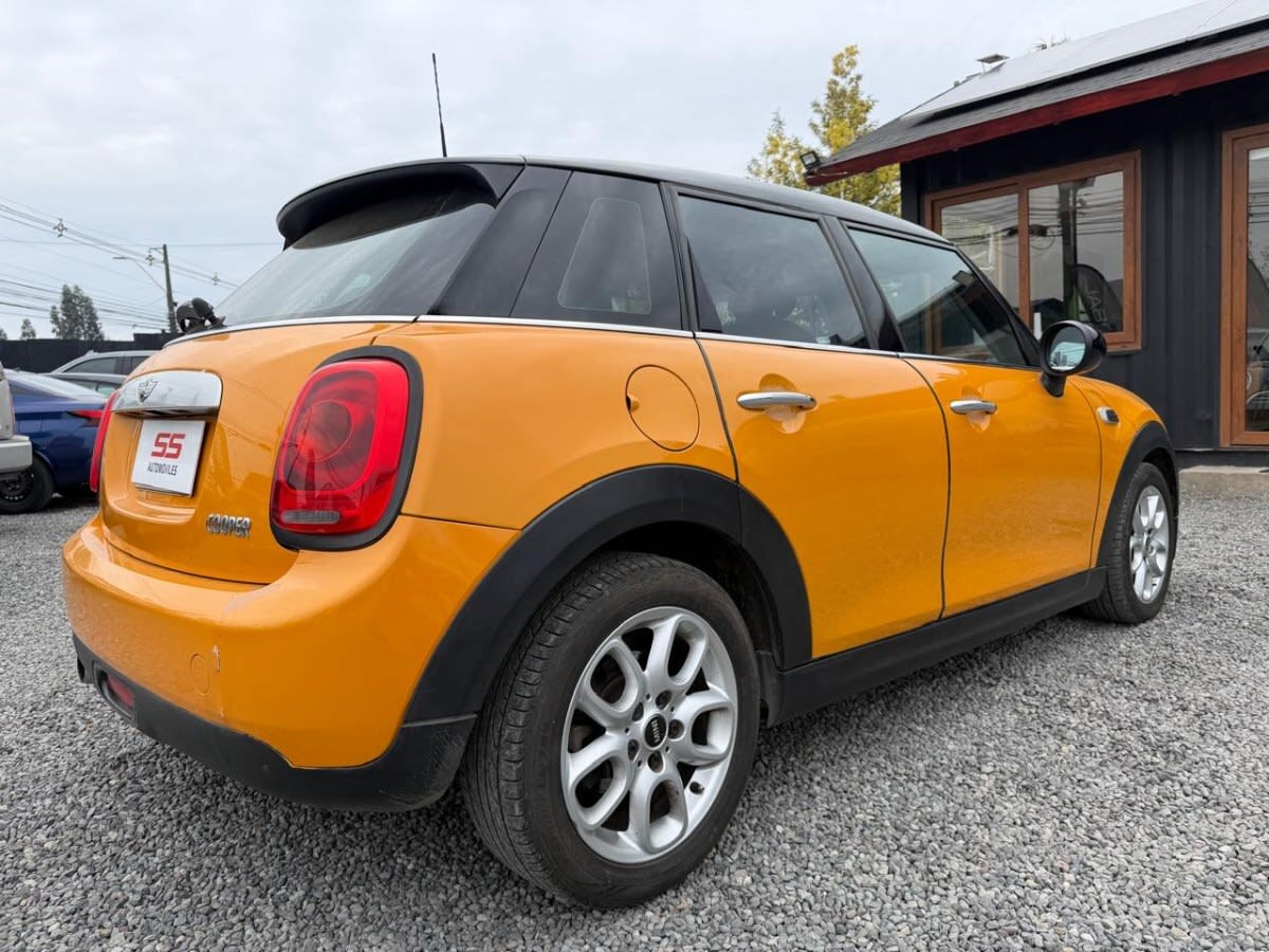 Mini Cooper F55 Cooper 1.5 6mt año 2015