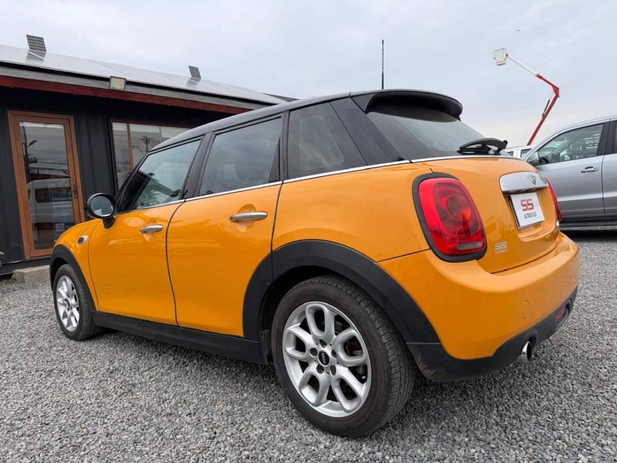 Mini Cooper F55 Cooper 1.5 6mt año 2015