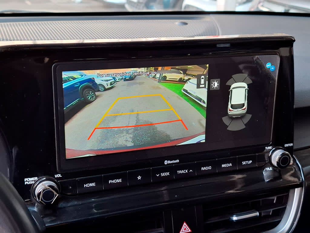Kia Seltos Mpi 6mt 1.6 año 2022